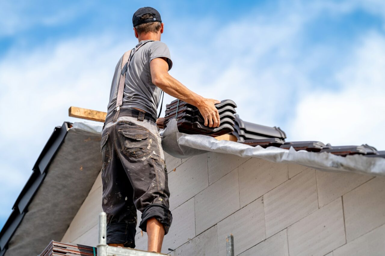 Common Mistakes To Avoid When Hiring A Roofing Company